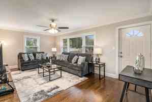 featured image of 649 Edgebrook Ter