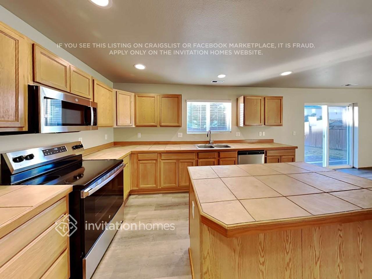 18530 94th Ave E - Photo 7 of 20