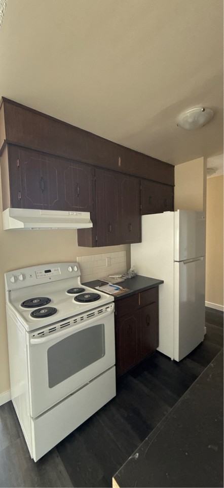 5310 46 Street - Photo 3 of 19