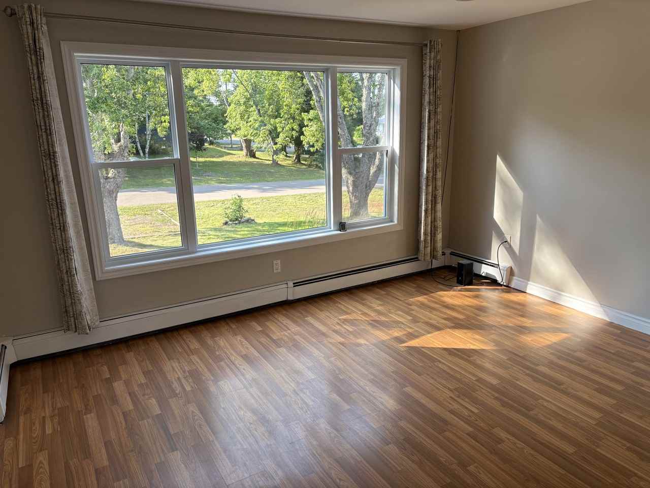 9 Croker Street - Photo 2 of 17