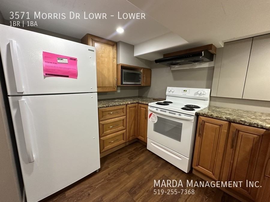 3571 Morris Dr Lowr - Photo 2 of 16