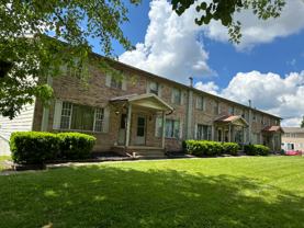 4390 Darrow Rd - Photo 1 of 1