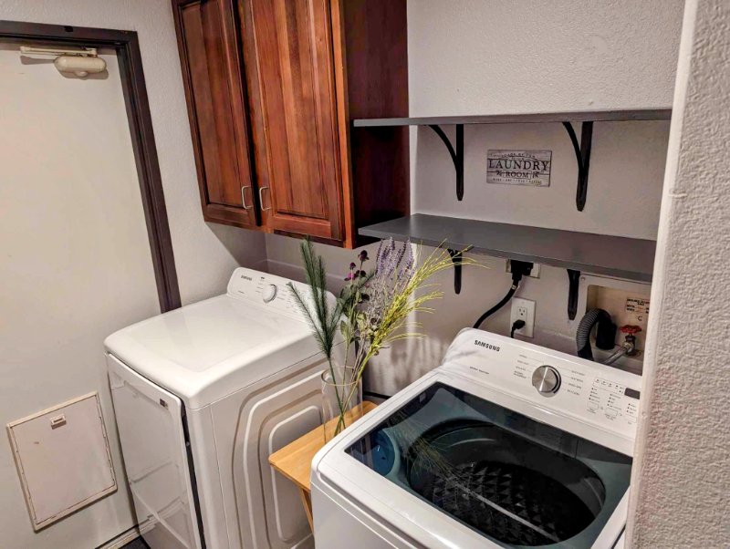 120 E Camille Dr - Photo 4 of 9