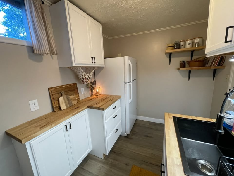 823 Hazel St #823-1-2 - Photo 7 of 11