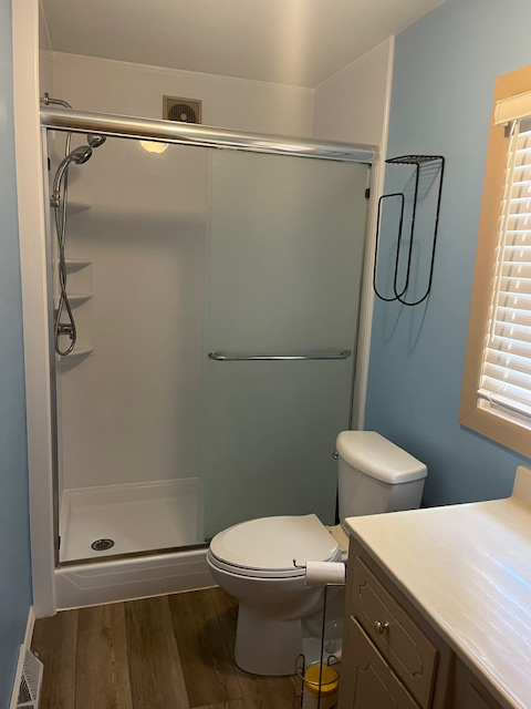 310 S Madison St - Photo 3 of 12