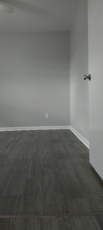 139 Hendricks Blvd - Photo 3 of 12