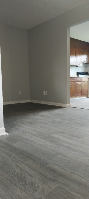 139 Hendricks Blvd - Photo 7 of 12