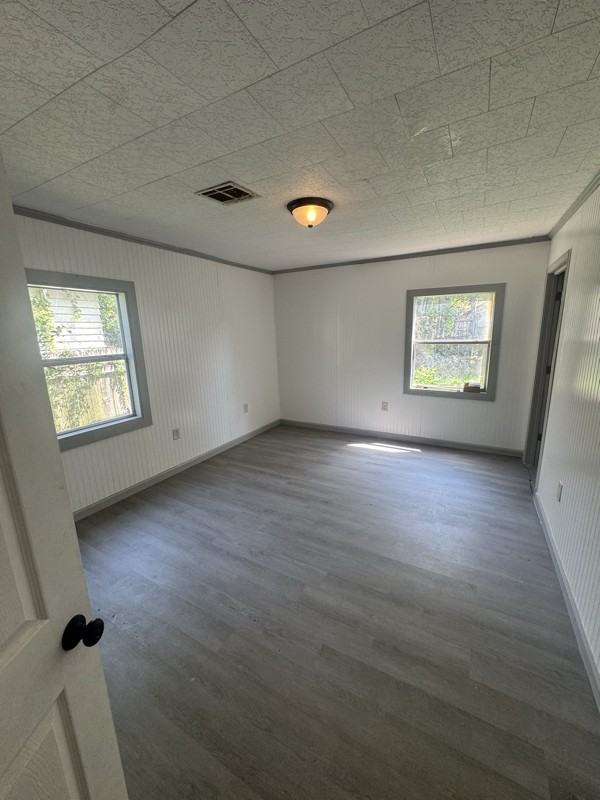 516 Jacobs Ave - Photo 2 of 12