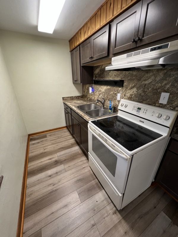 12836 North St #1 - Photo 3 of 10