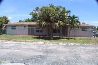 3133 Sw 13th St #1 - Photo 1 of 1
