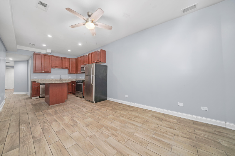 4538 W Jackson Blvd - Photo 2 of 14