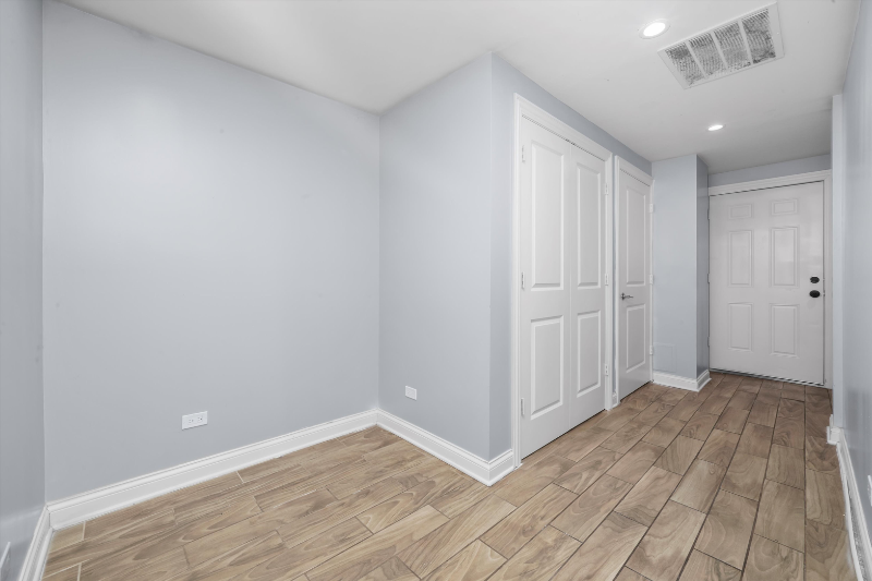 4538 W Jackson Blvd - Photo 5 of 14