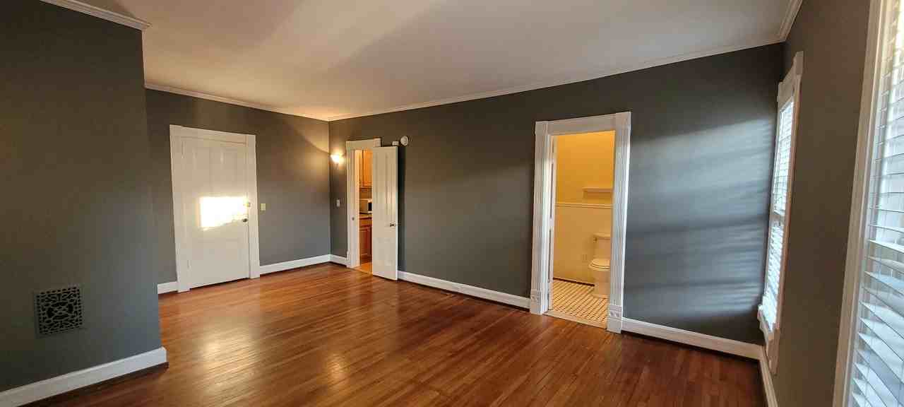 463 West Gray Street #4 - Photo 4 of 28