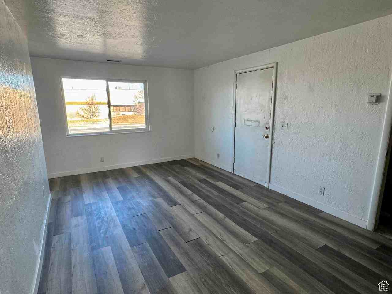 1877 Parkway Blvd #1 - Photo 2 of 6