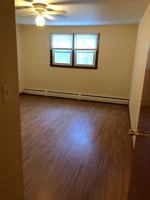 featured image of 160 Farrows St