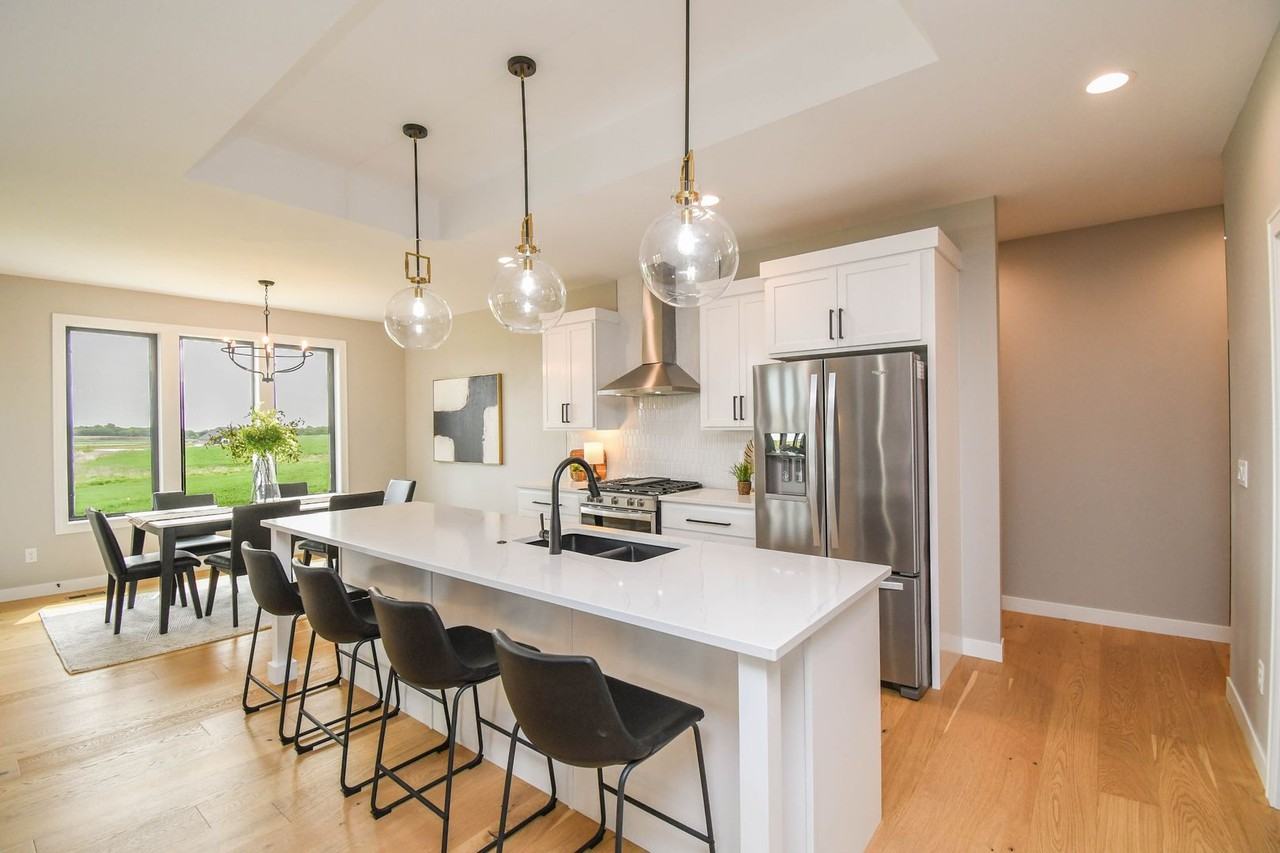 1520 N Marlowe Ave - Photo 7 of 32