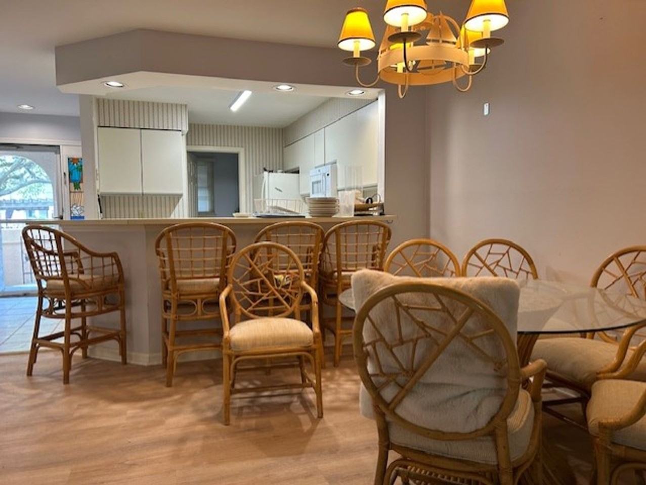 200 Colonnade Clb #203 - Photo 2 of 17