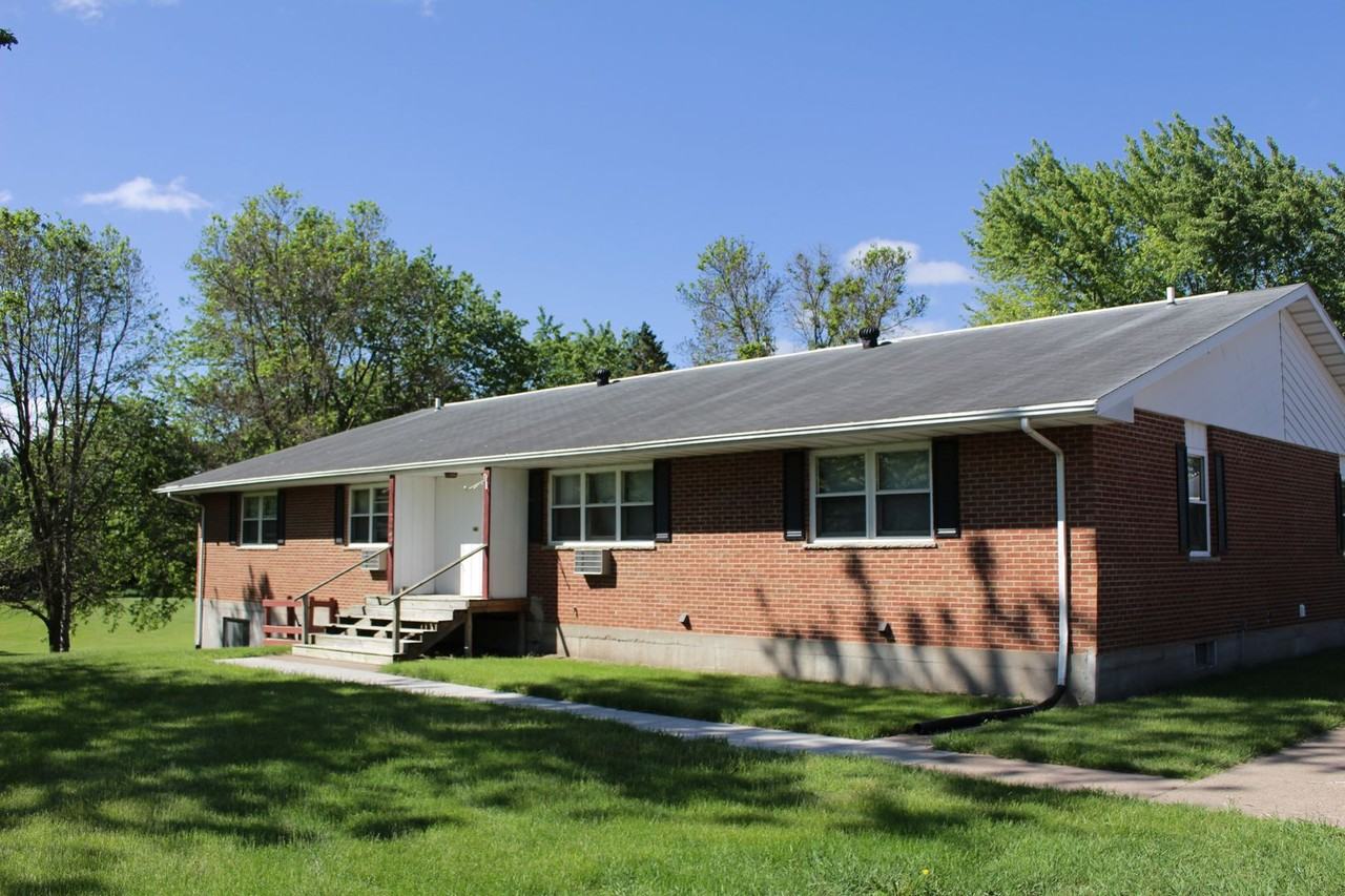 Colfax Manor Apartments - Photo 3 of 50