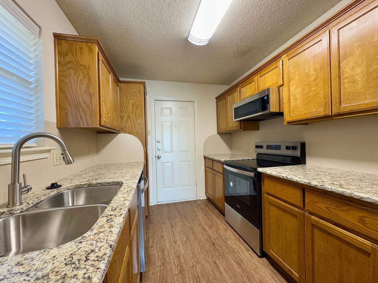 9603 Pantherway - Photo 5 of 14
