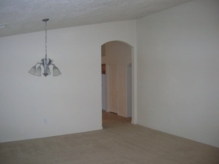 3459 Oasis Springs Rd Ne - Photo 5 of 11