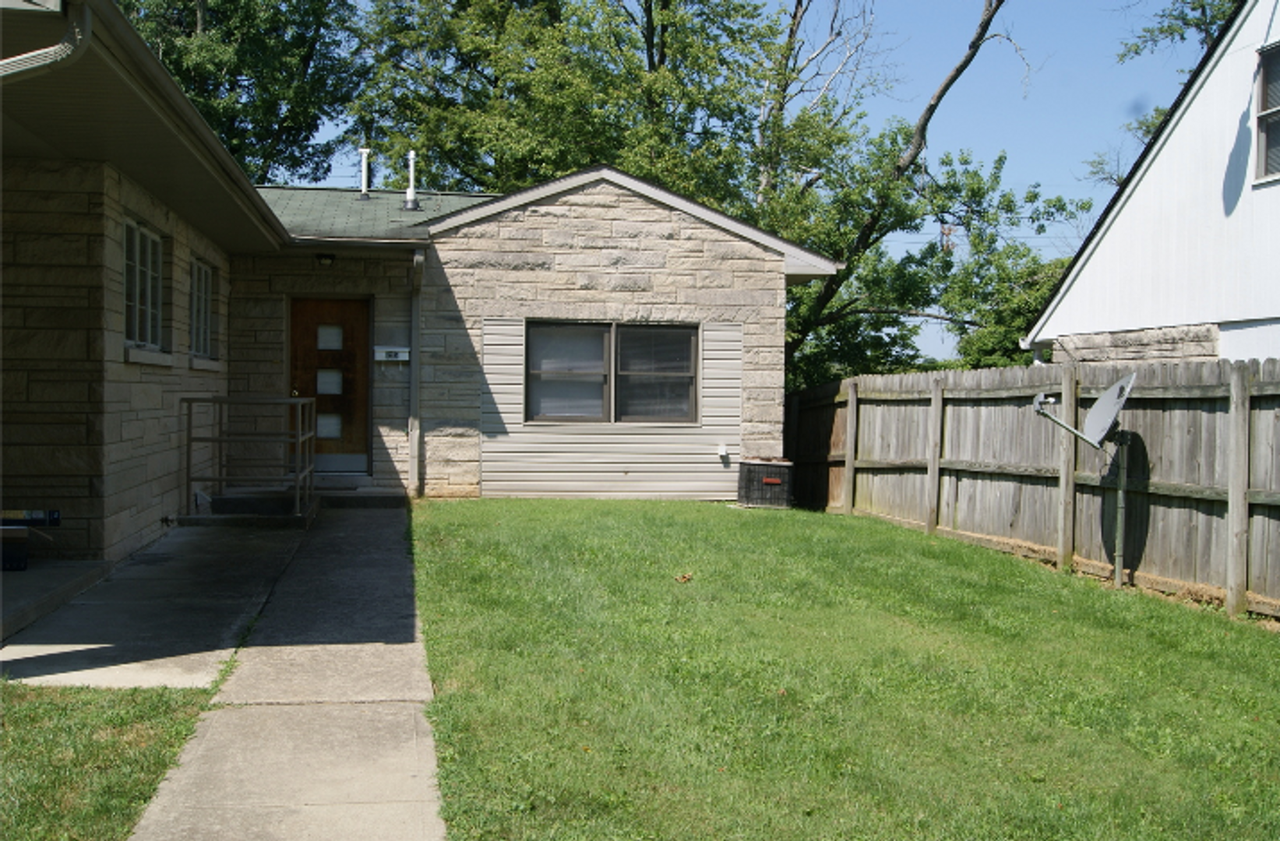 1315 N Washington St - Photo 2 of 38