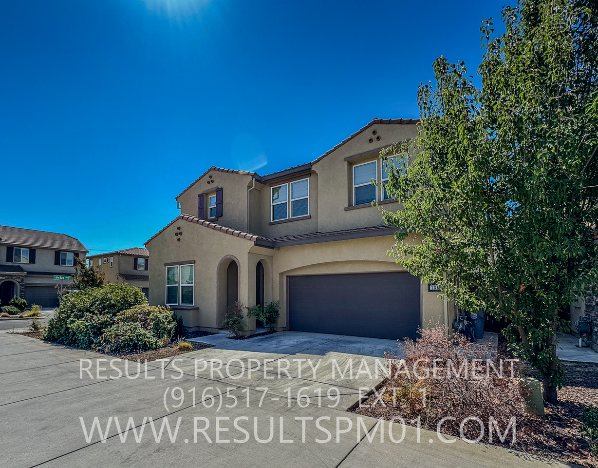 136 Lily Bay Cir - Photo 3 of 31