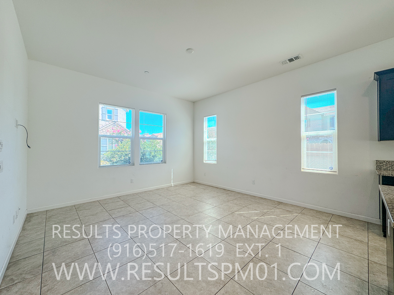 136 Lily Bay Cir - Photo 4 of 31