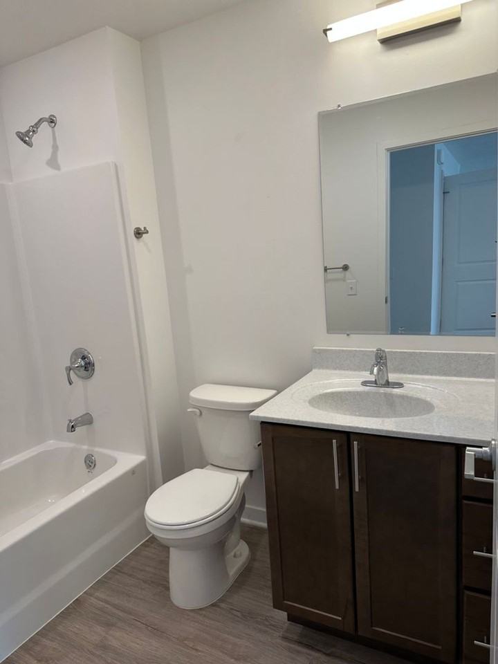 Gatehouse Rows Apartments - Photo 6 of 35