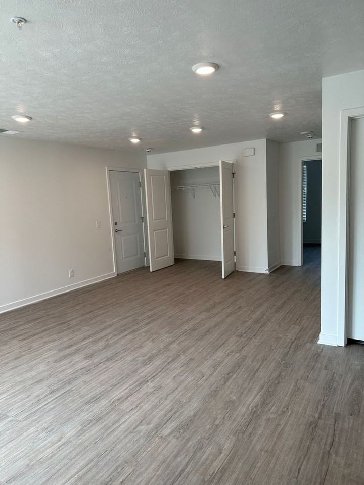 Gatehouse Rows Apartments - Photo 7 of 35