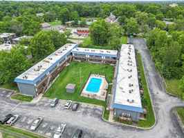 featured image of 105 N Garth Ave #17