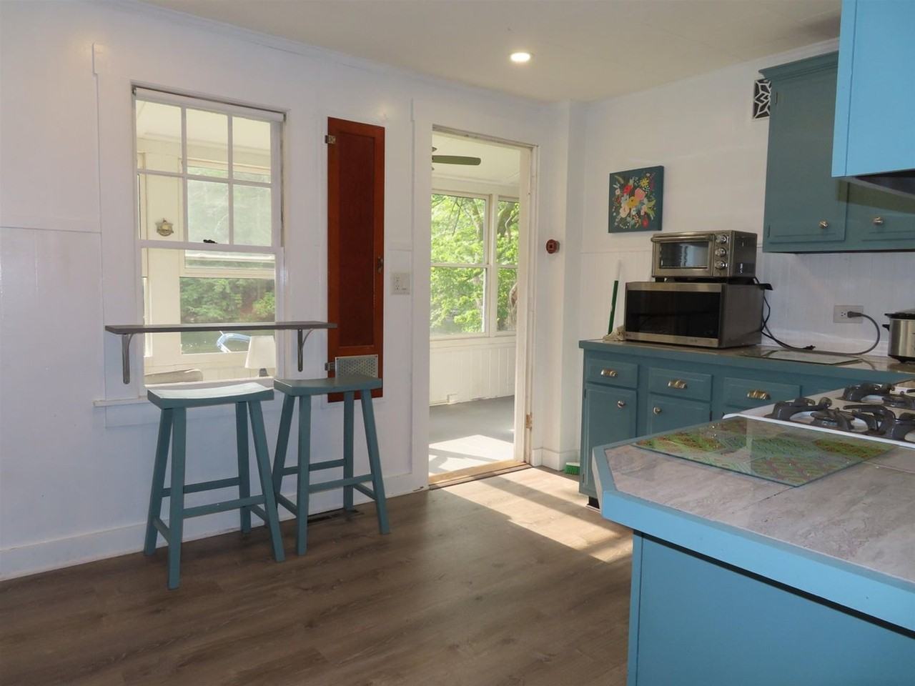42 Water St - Photo 3 of 23