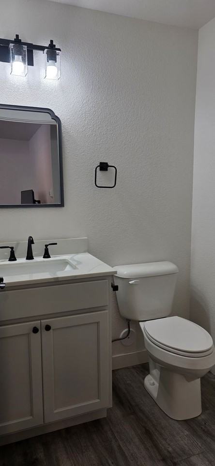 2906 Cribbon Ave - Photo 4 of 12