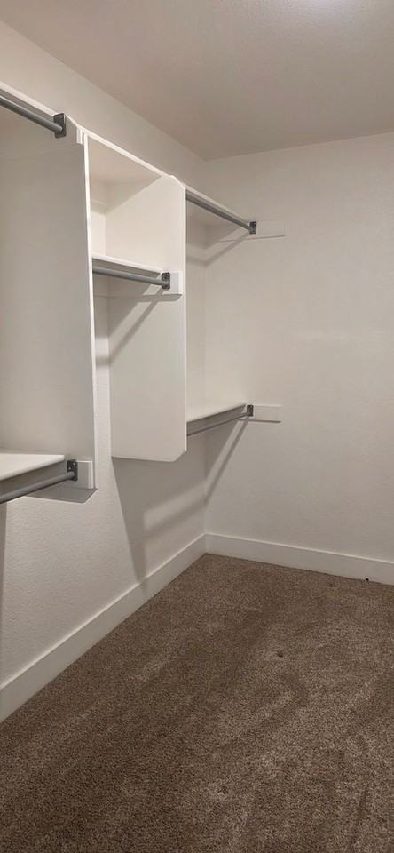 2906 Cribbon Ave - Photo 5 of 12