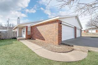 E Rachel Ln Duplex - Photo 1 of 1