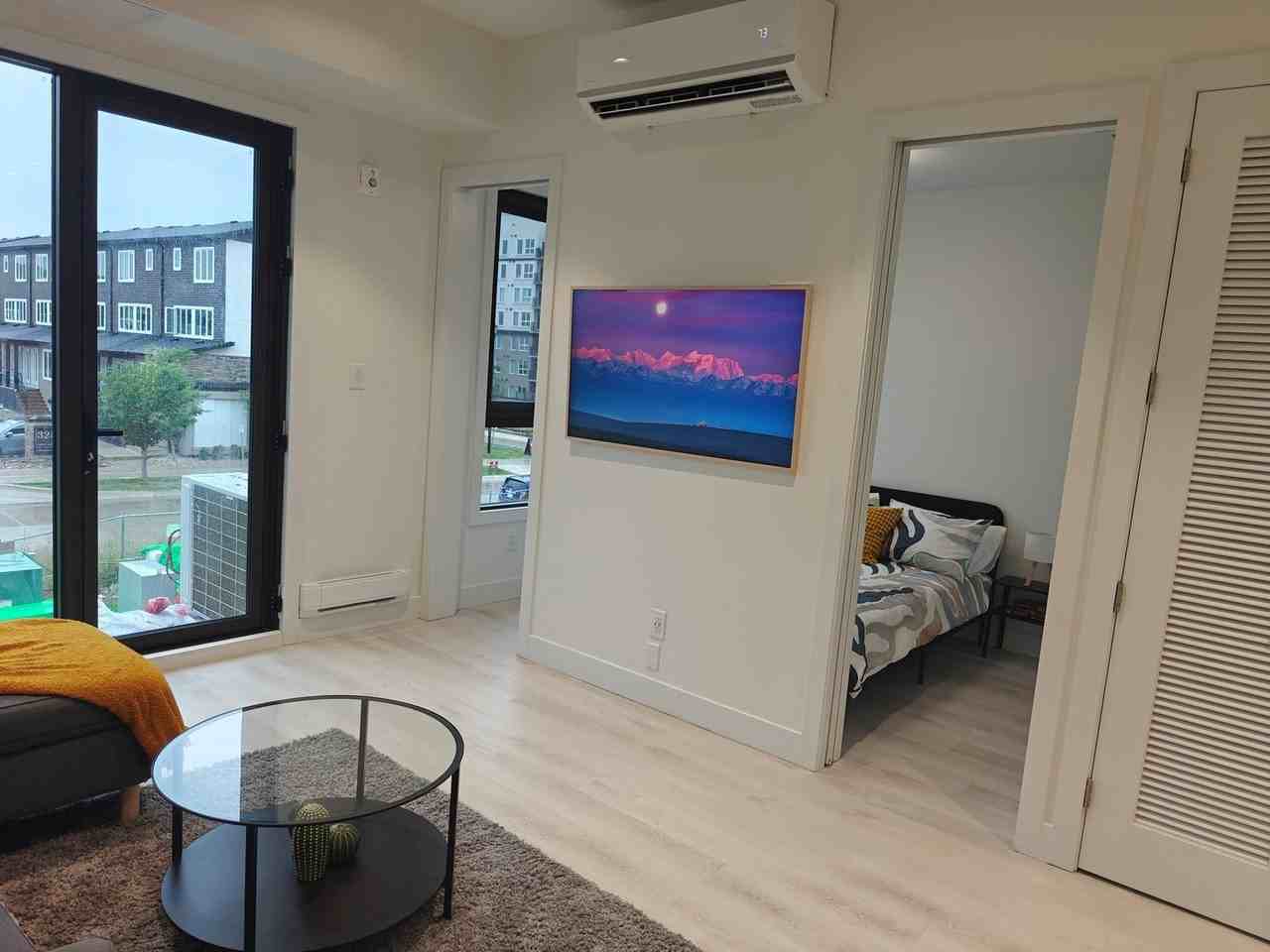 255 Centre St - Photo 3 of 13