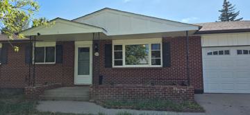 featured image of 904 Coolidge St