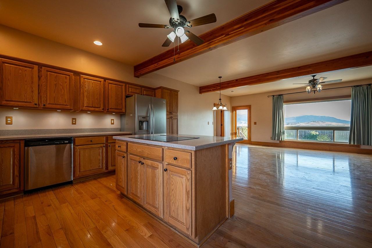 15 Hidden Ridge Rd - Photo 2 of 7