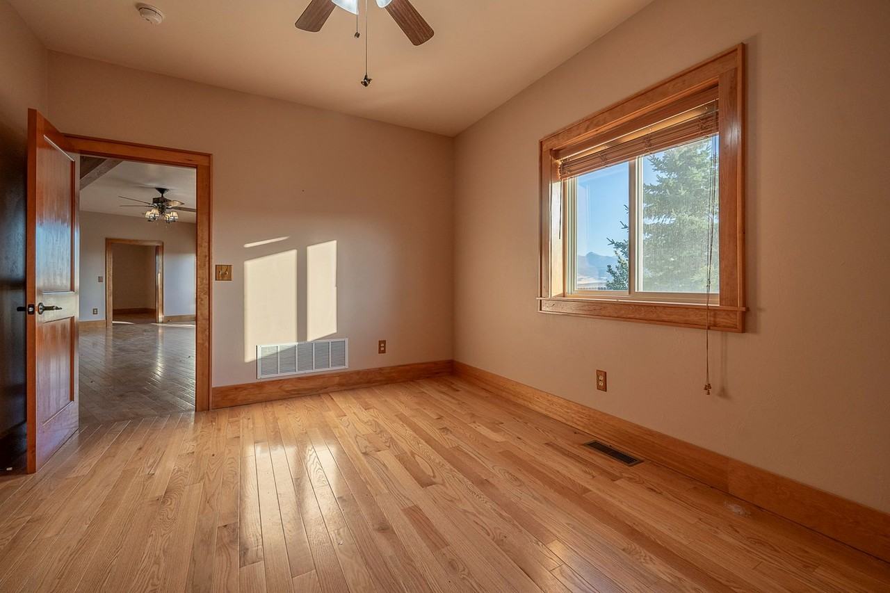 15 Hidden Ridge Rd - Photo 5 of 7