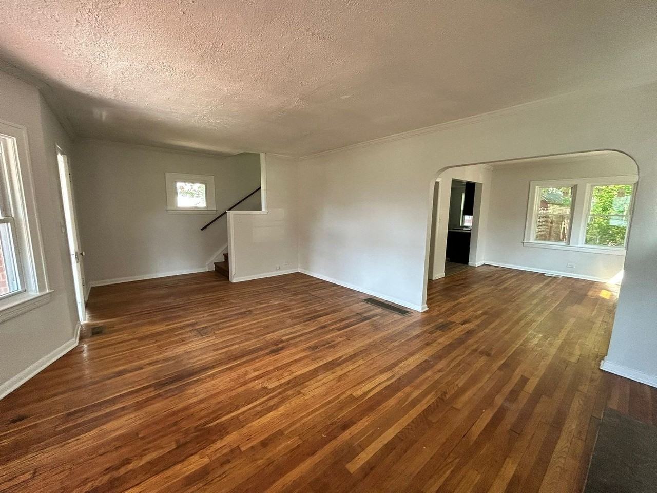 13629 Cranwood Park Blvd - Photo 2 of 14