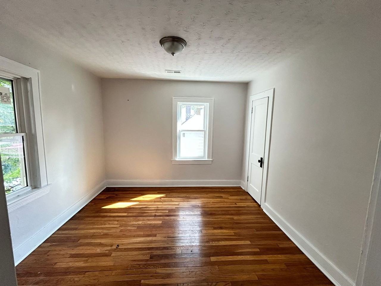 13629 Cranwood Park Blvd - Photo 5 of 14