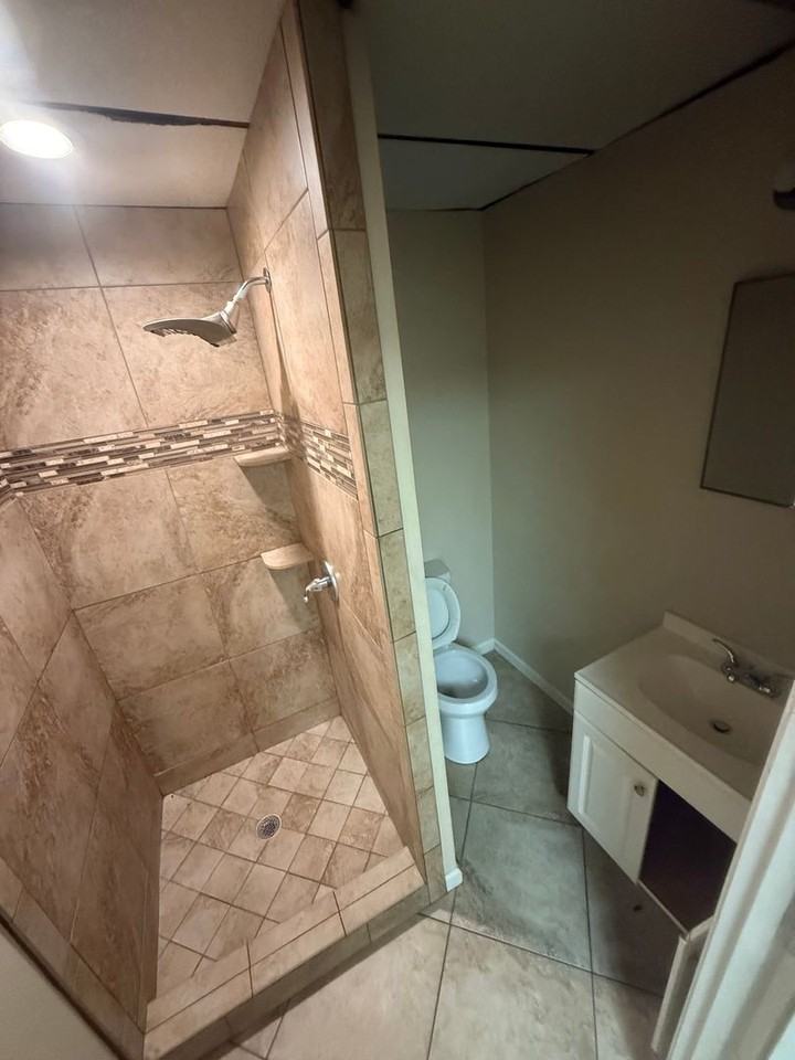 501 Vandell Blvd - Photo 7 of 11