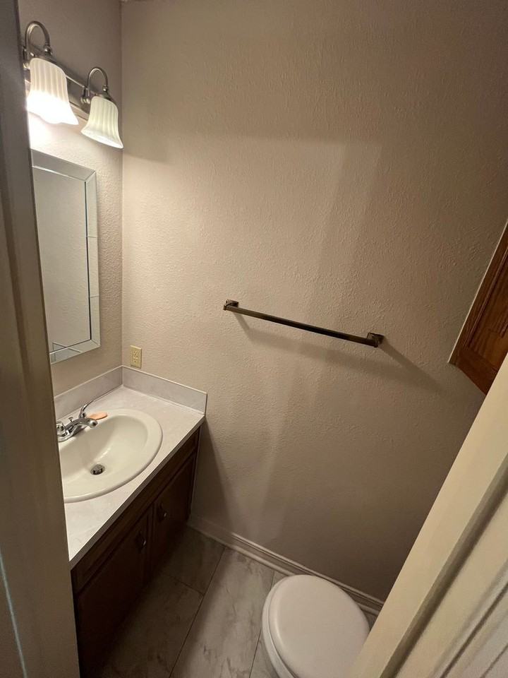 816 Eds Blvd - Photo 7 of 11