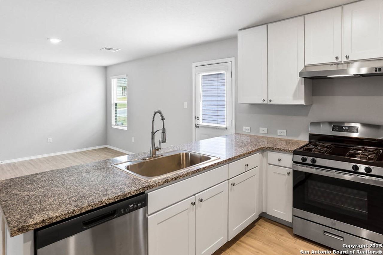 13907 Silos Mdws - Photo 5 of 22