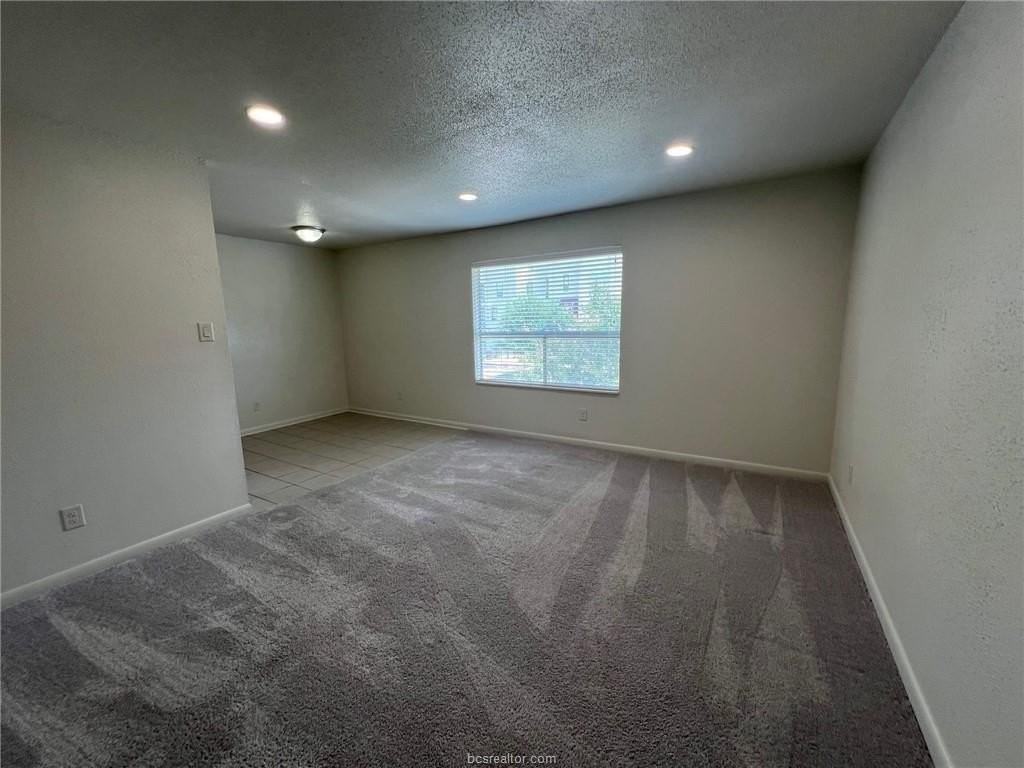 806 Natalie St #D - Photo 2 of 7