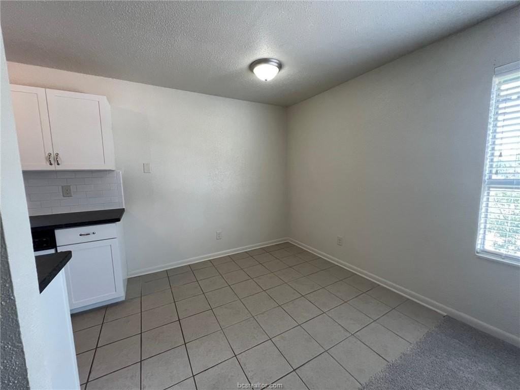 806 Natalie St #D - Photo 3 of 7