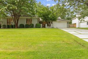 featured image of 22 Hayfield Rd