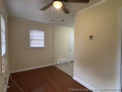 4966 Robin St - Photo 4 of 11