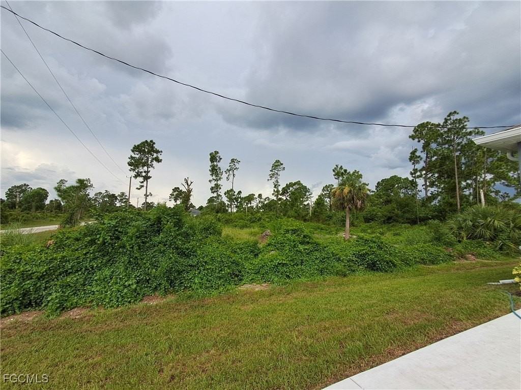 1018 Fayette Ave - Photo 7 of 23