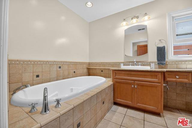 3020 Dow Ave - Photo 3 of 8