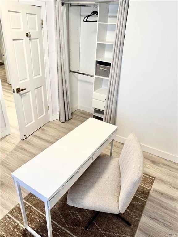 18913 Haas Ave - Photo 3 of 8